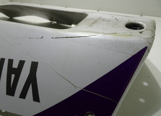 Cowl under Yamaha FZR 600