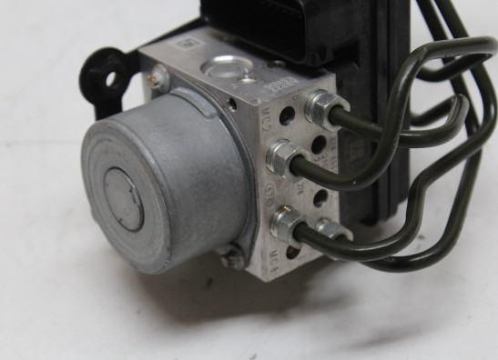 ABS pomp Yamaha MT 09