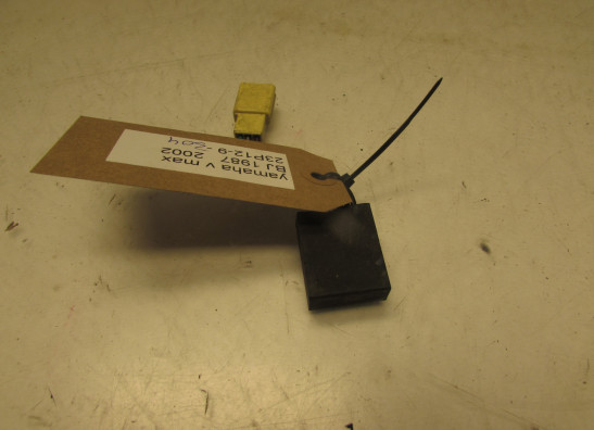 Relais unit Yamaha V max