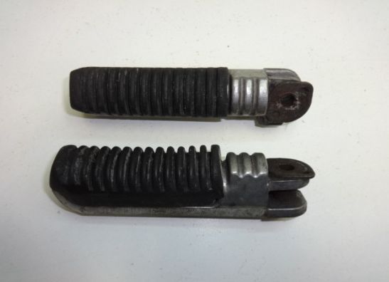 Voetsteun links Suzuki GSX R 1100