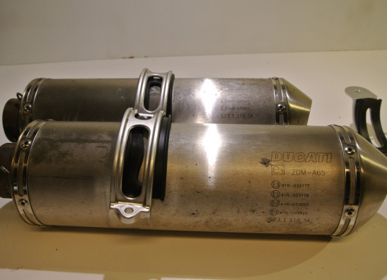 Uitlaat Ducati 848