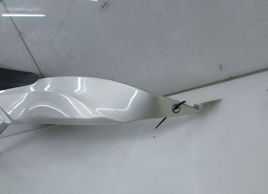 Cowl right small Suzuki GSX R 1000