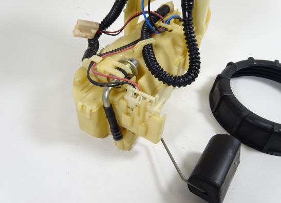 Brandstofpomp Suzuki Burgman 650