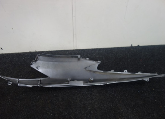 Rechter achterkant Suzuki Burgman 400