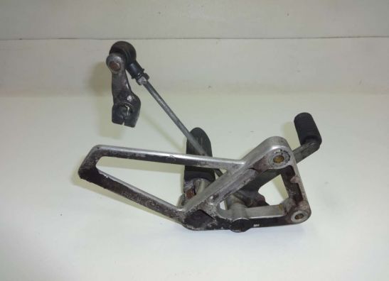 Fussrastetrager vorne links Honda CBR 600 F