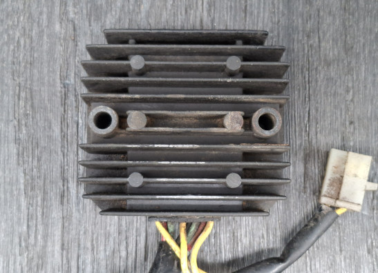 Spanningsregelaar Honda VF 700  750 S Sabre