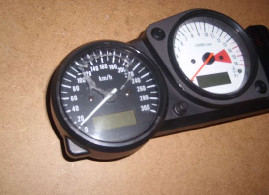 Tacho-set Suzuki GSX R 750