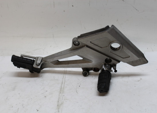 Main step holder right Honda CBF 250