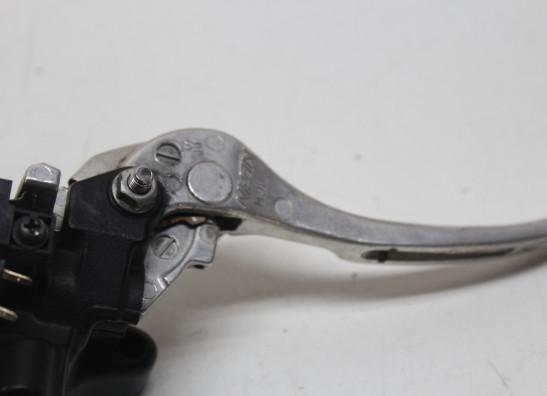 Rempomp achter Honda X-adventure 750