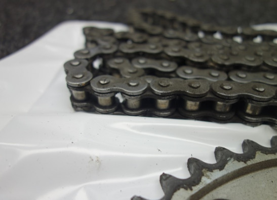 Ketting en tandwielset Suzuki GSR 600