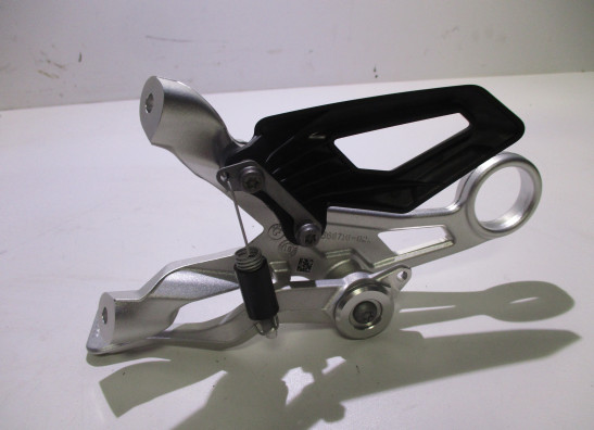 Fussrastetrager vorne rechts BMW S 1000 RR