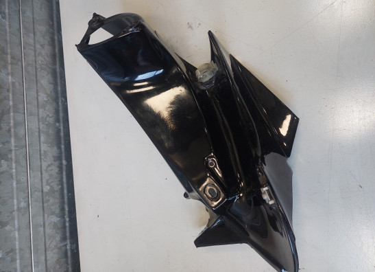 Rechter luchtbuis Aprilia RSV 1000