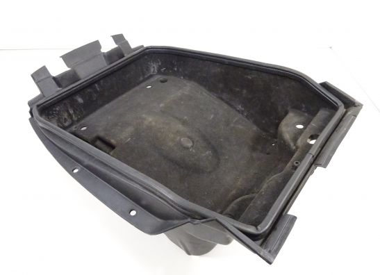 Binnenkuip Suzuki Burgman AN 250