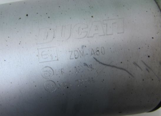 Uitlaat Ducati monster 696