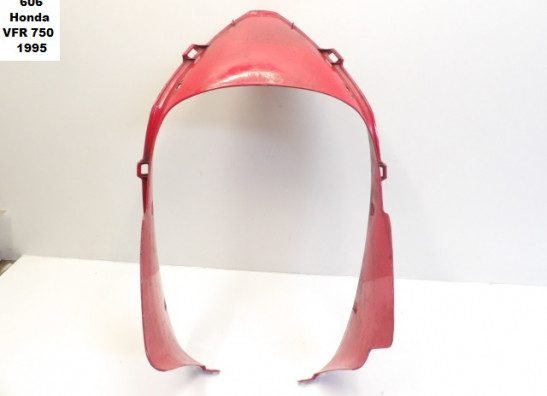 Cowl V shape under Honda VFR 750
