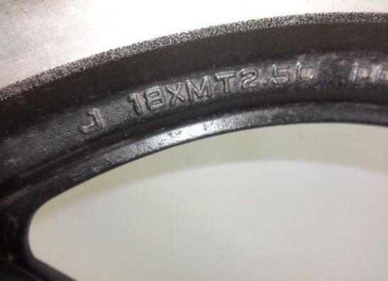 Front Wheel Honda VF 1100 Sabre