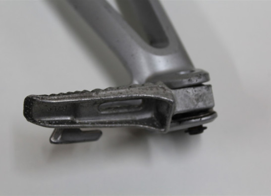 Pillion step right Suzuki GSX R 750