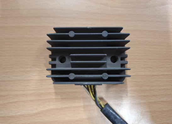 Regulator rectifier  Kawasaki GPZ 500