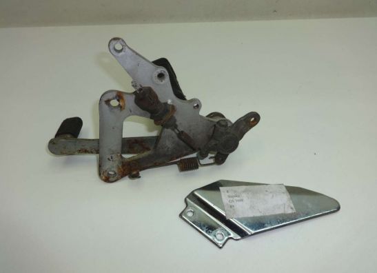 Main step holder right Suzuki GS 500 E