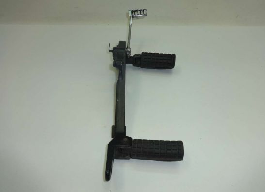 Fussrastetrager vorne rechts Honda VF 500 