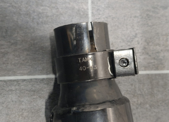 Uitlaat Honda VF 700  750 F