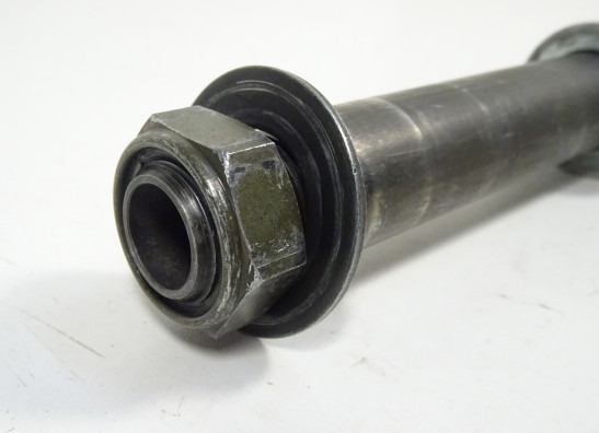 Rear axle Yamaha FZ6