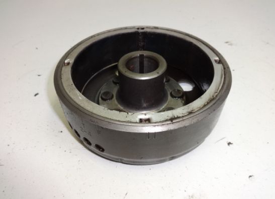 Flywheel rotor Honda VF 700  750 C Magna