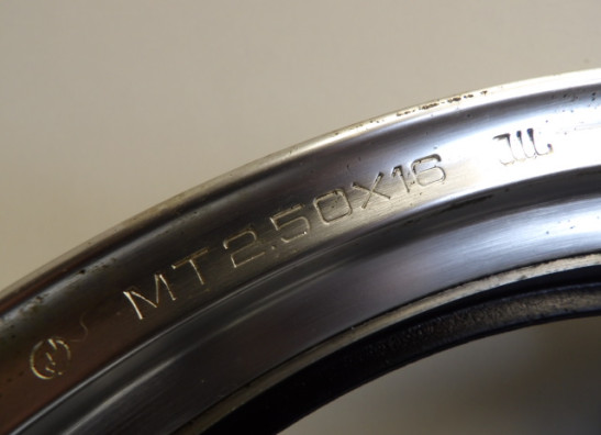 Voorvelg Honda CB 700