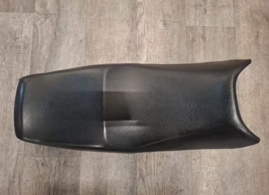 Zadel Honda VF 700  750 S Sabre