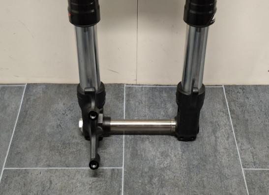 Voorpoten compleet KTM 690 Duke 4
