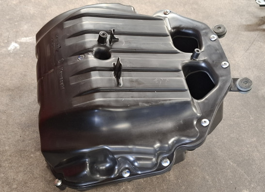 Air cleaner case Kawasaki Z 900