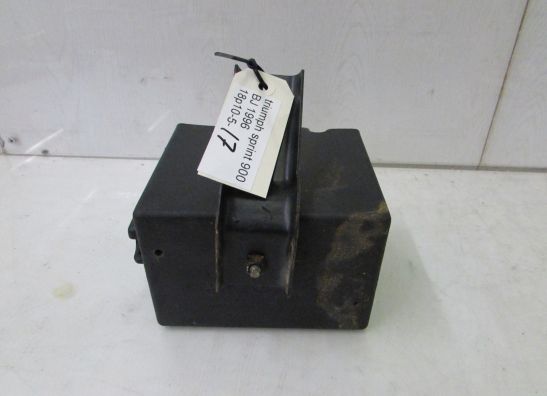 Batterie befestigung Triumph Sprint 900