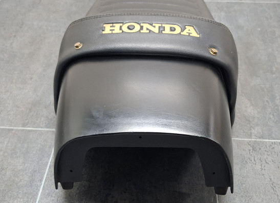 Zadel Honda CB 750 F