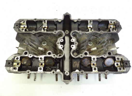 Cylinder head Kawasaki ZR 7
