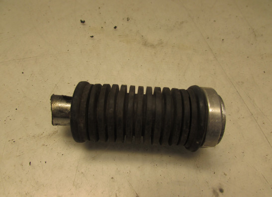 Pillion step right Suzuki GZ 250 Marauder