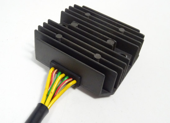 Regulator rectifier  BMW F 650 CS Scarver