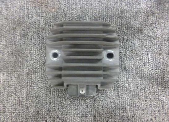 Spanningsregelaar Yamaha TDM