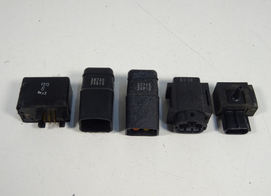Relais unit Suzuki GSR 600 2006-2009