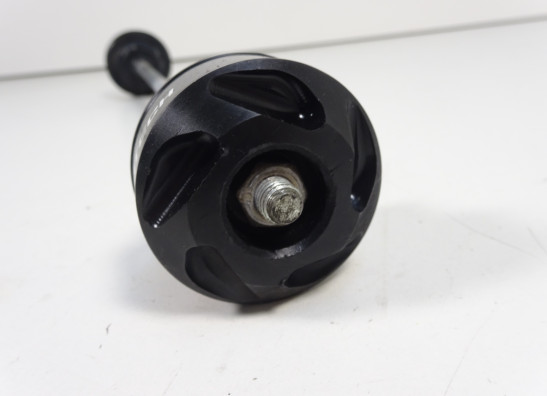 Rear axle Yamaha Tracer 900