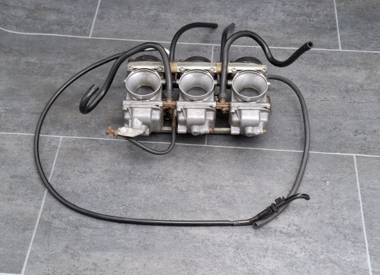 Carburateurset Triumph Trident 900