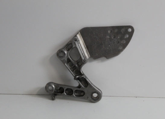 Fussrastetrager vorne rechts Honda CBR 900 RR