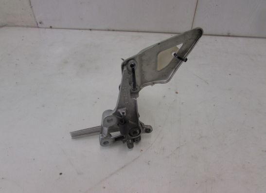 Main step holder right Suzuki SV 650
