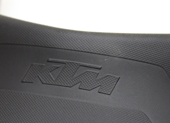 Zadel KTM 1290 Super duke