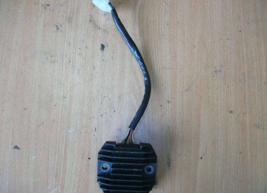Regulator rectifier  Yamaha FAZER 600