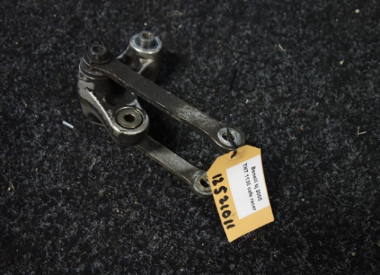 Link systeem achterveer Benelli TNT 1130 cafe racer