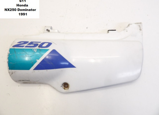 Seitenverkleidung rechts klein Honda NX 250 Dominator 1988-1993