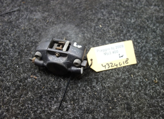 Remklauw links voor Piaggio Mp3 400