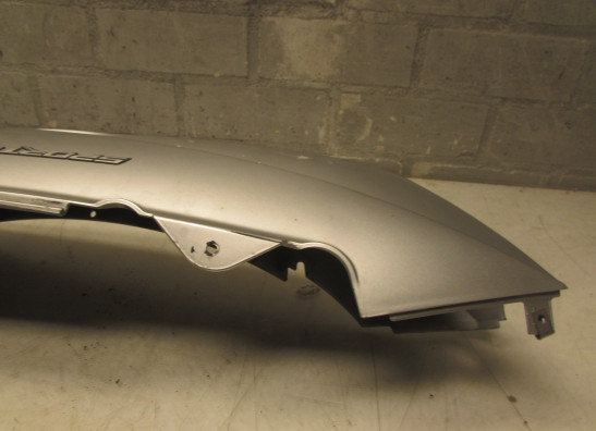 Rechter achterkant Aprilia Sportcity 125