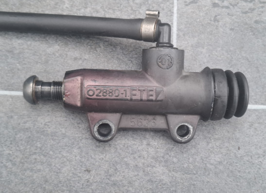 Rempomp achter BMW R 1150 RT   R 850 RT