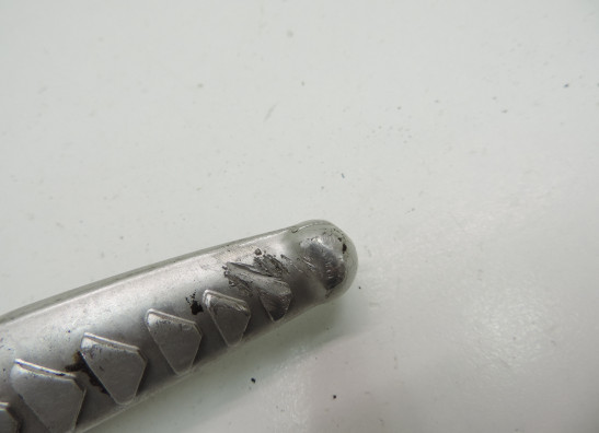 Fussrastetrager vorne rechts Aprilia RSV 1000